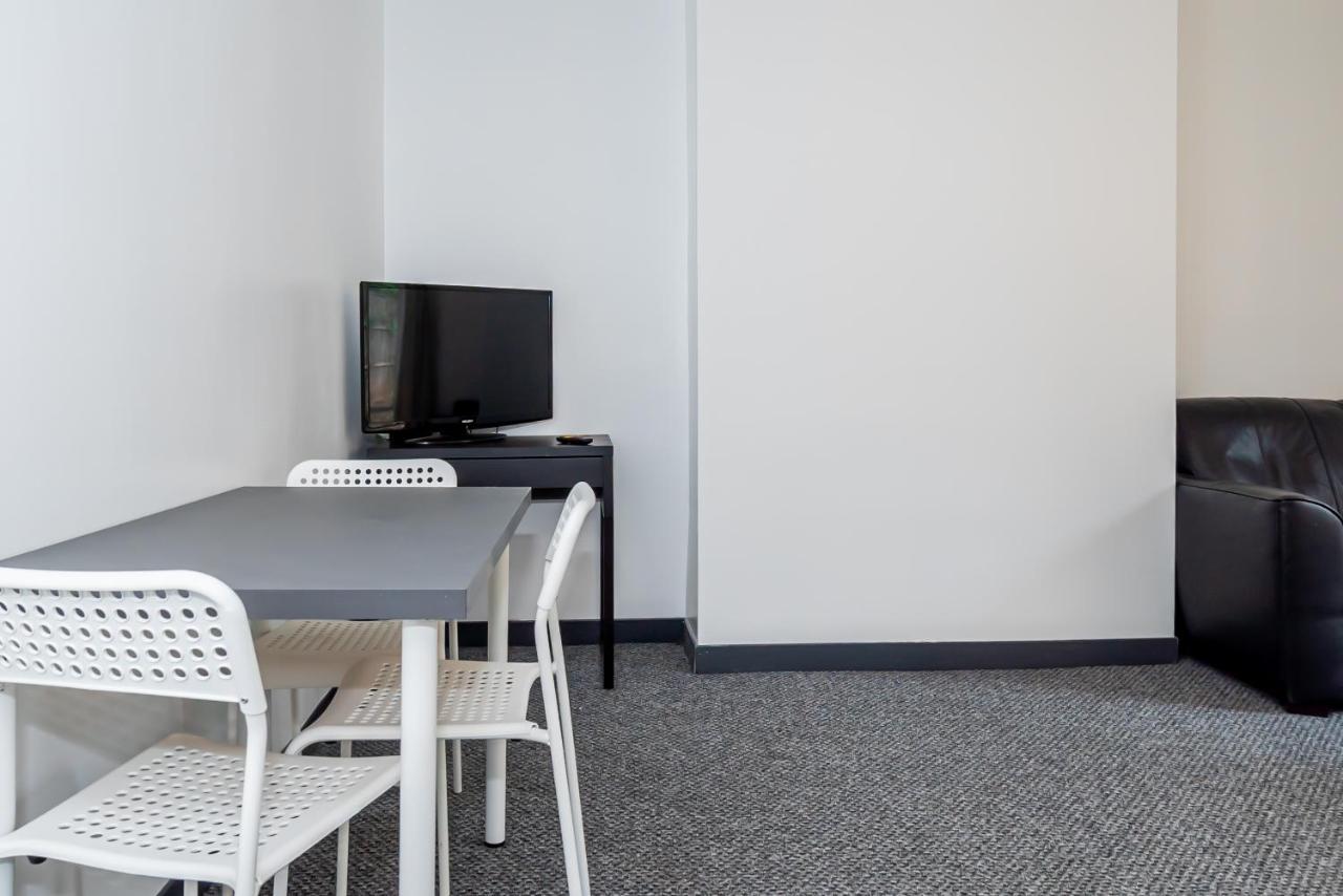 Shirley House 3: City-Center Self-Catering with Smart Check-In Southampton Exterior photo
